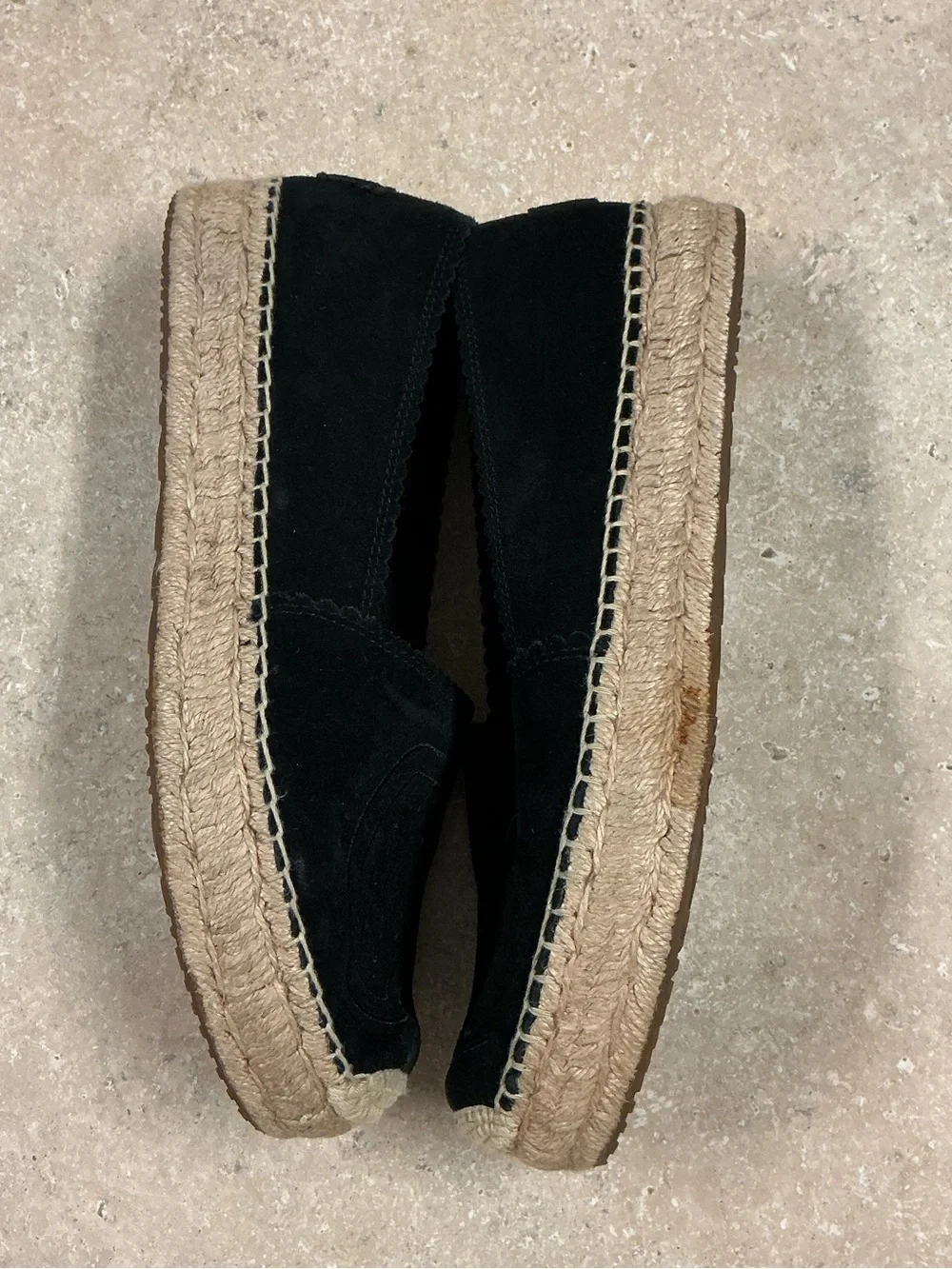 UGG Heidi Espadrille SZ 8.5 Loafers Black Perforated Suede Womens Shoe